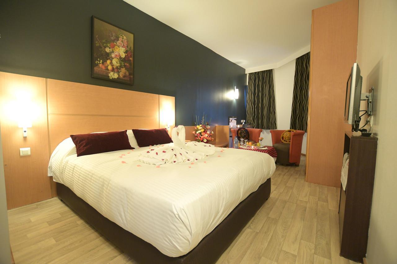 Ibis Fnideq Hotel Exterior photo