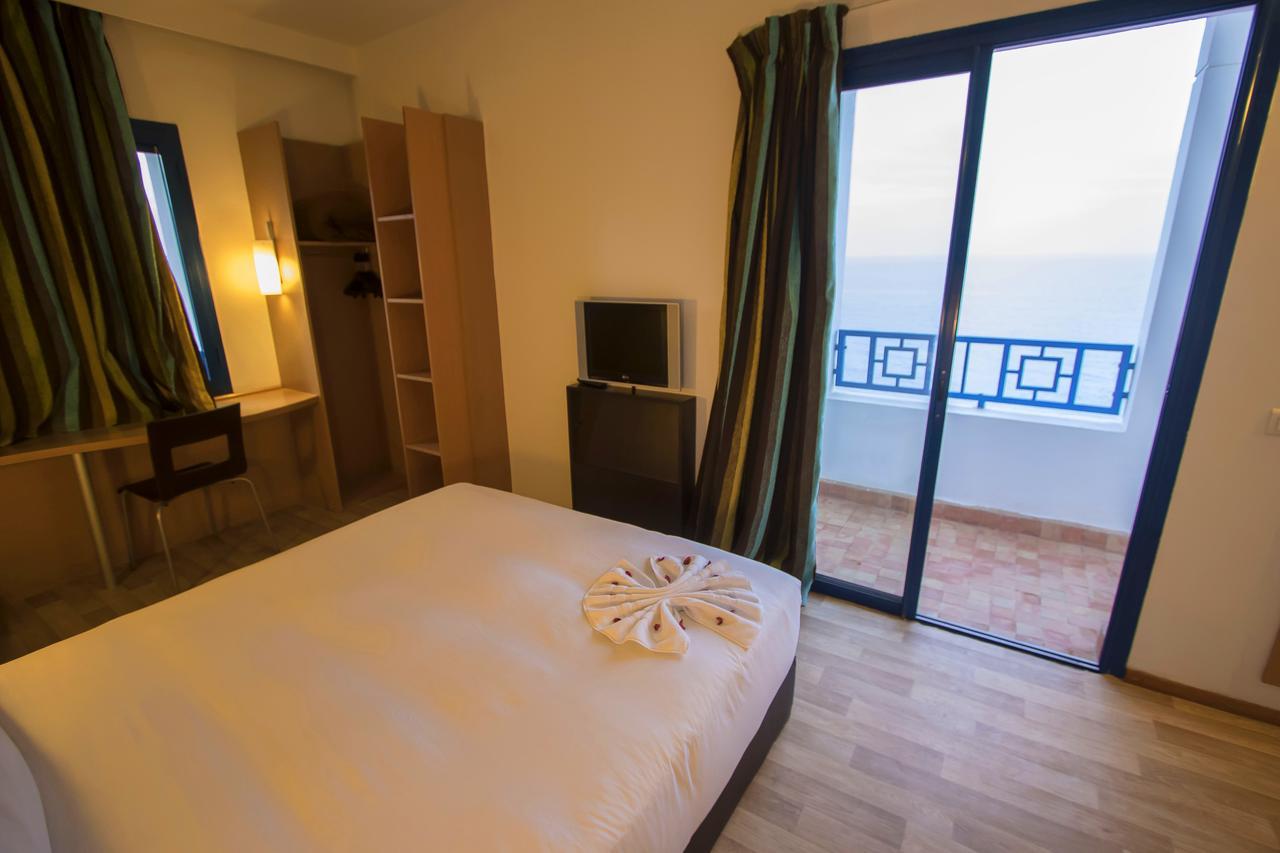 Ibis Fnideq Hotel Exterior photo