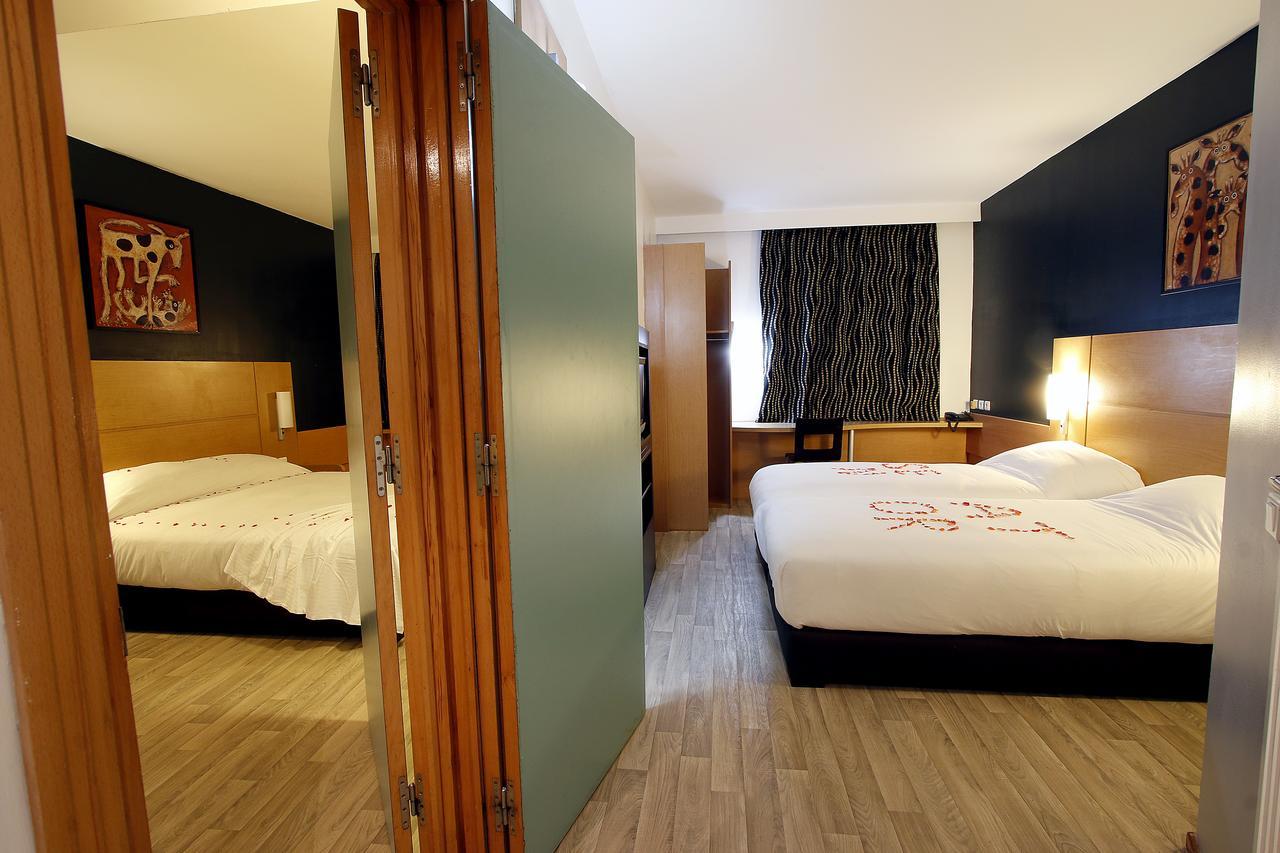Ibis Fnideq Hotel Exterior photo