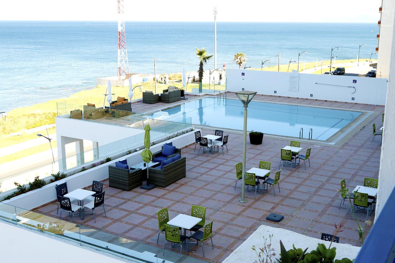 Ibis Fnideq Hotel Exterior photo